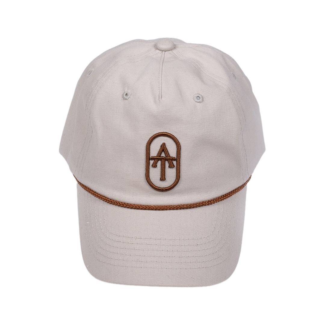 Spectator cap with rope detail